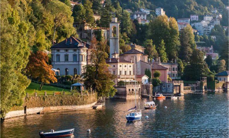 Lake Como luxury villa with lakefront gardens – Villa Georgette, a sophisticated waterfront estate featuring classic Italian architecture, panoramic views, and private lake access.